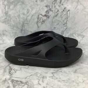 OOFOS Black Women's Sandals